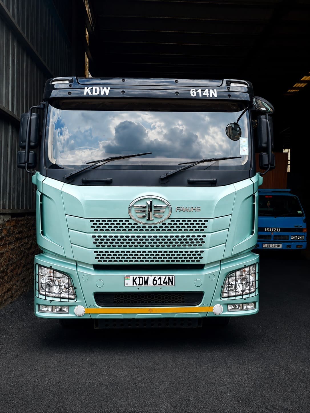 Mairem Transport FAW tractor unit